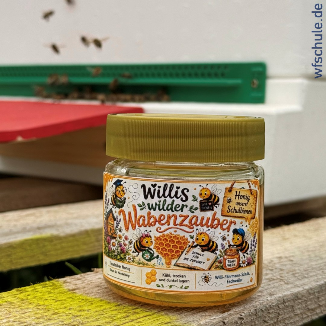 Honigernte bei den Schulbienen – „Willis wilder Wabenzauber“